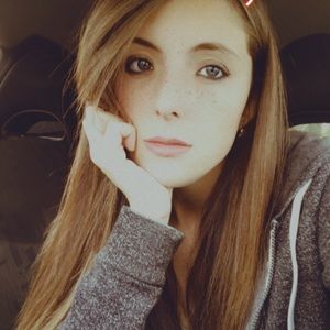 Meet your Posher, Sophia